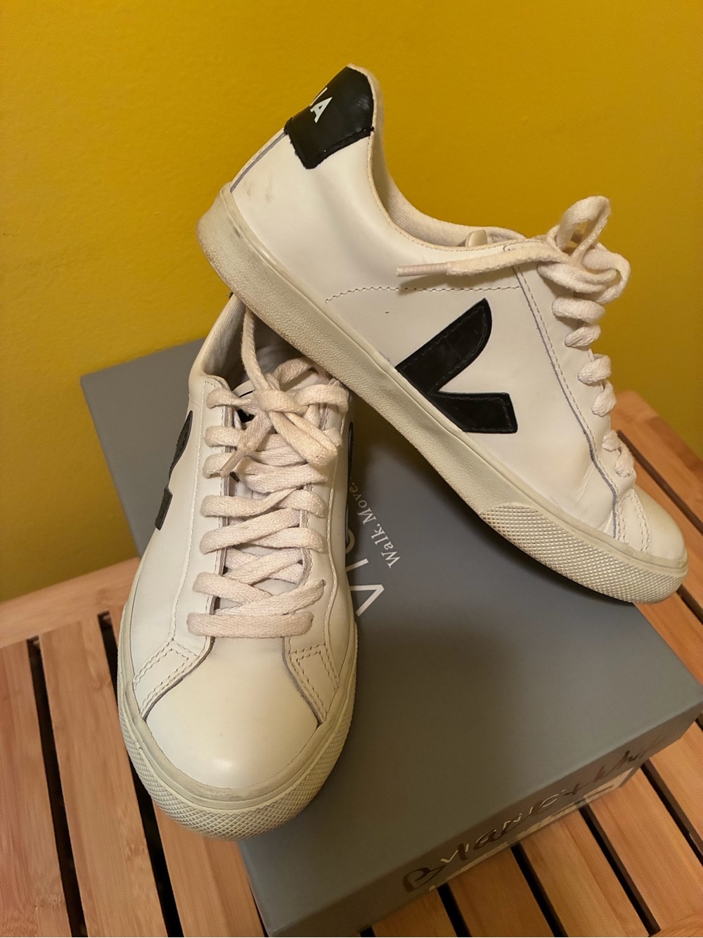Veja Women’s White Leather Low-Top Sneakers with Black V Logo size 6